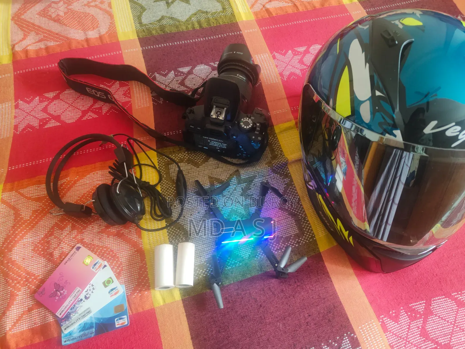 ইলেকট্রনিক এক্সেসরিজ