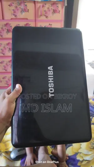 Laptop Toshiba Satellite C850 4GB Intel Core I3 SSD 256GB