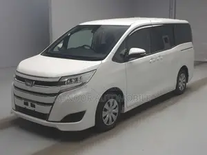 টয়োটা হাইএস ২০২১ সাদা
