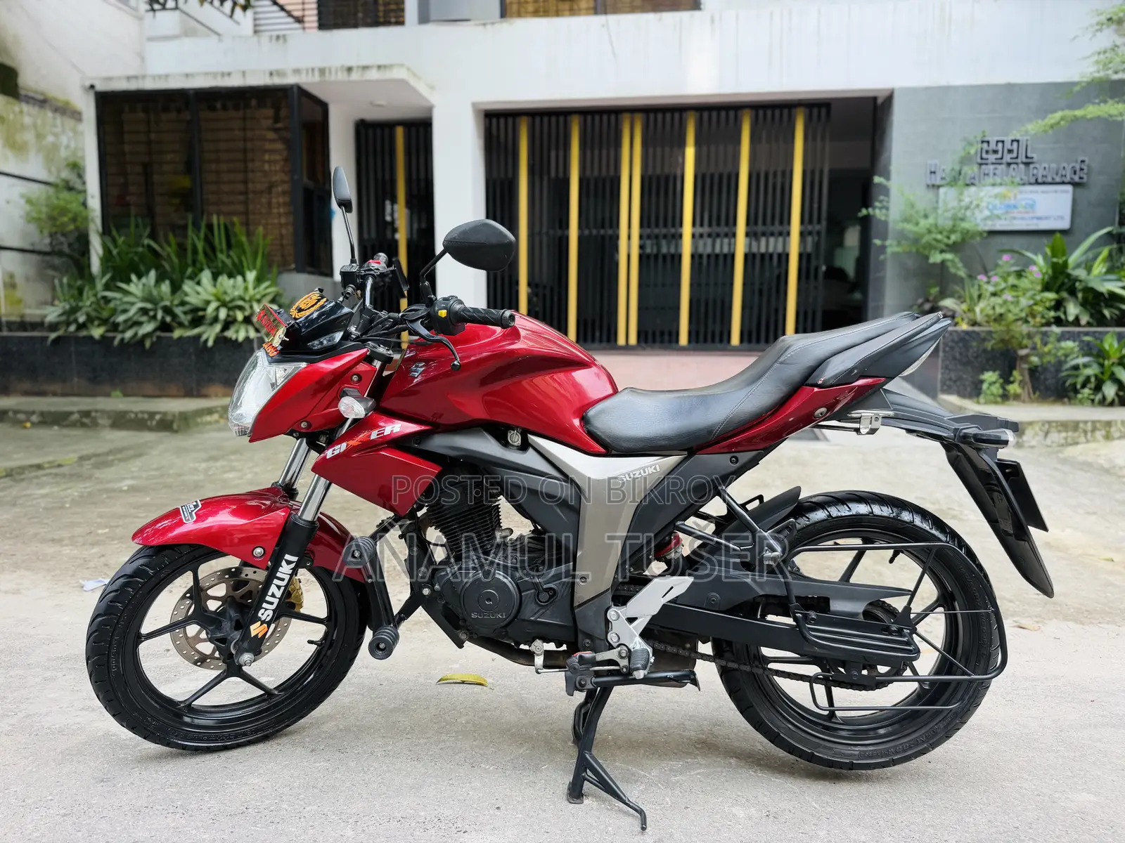 Suzuki Gixxer 2022 Red