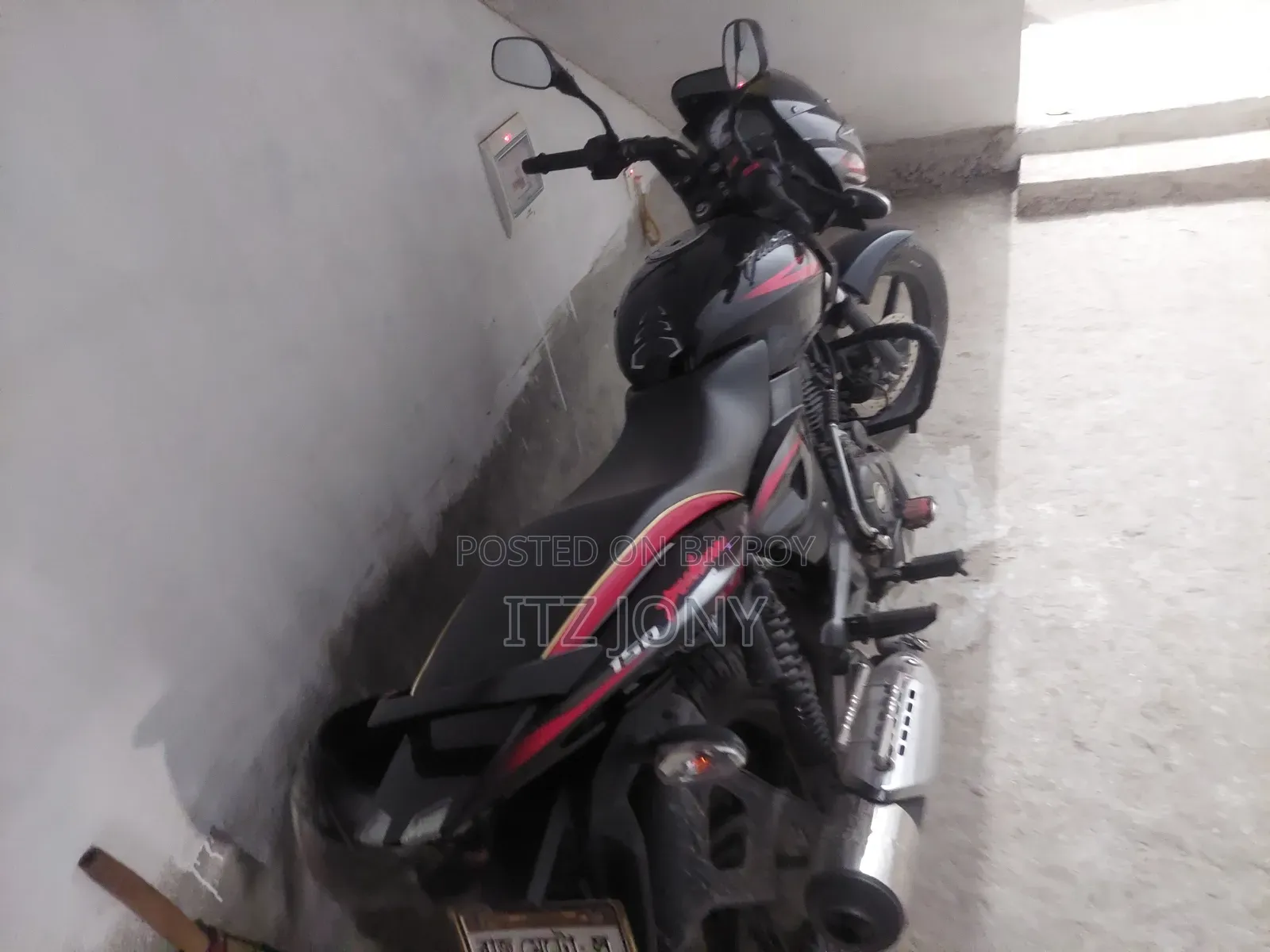 বাজাজ পালসার ১৫০ ২০২০ ব্ল্যাক
