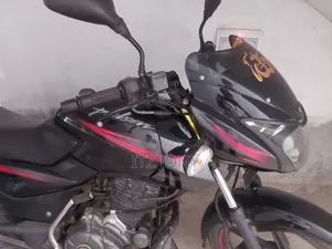 বাজাজ পালসার ১৫০ ২০২০ ব্ল্যাক
