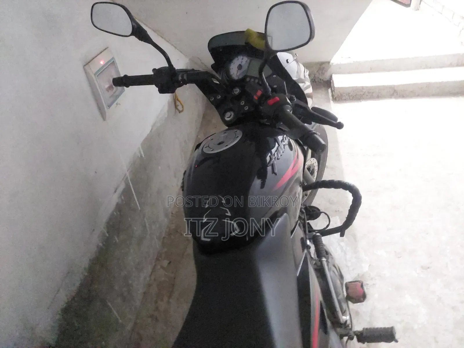 বাজাজ পালসার ১৫০ ২০২০ ব্ল্যাক
