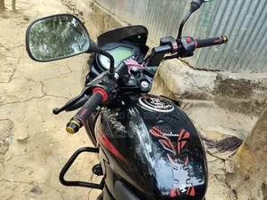 বাজাজ পালসার ১৫০ ২০২১ ব্ল্যাক