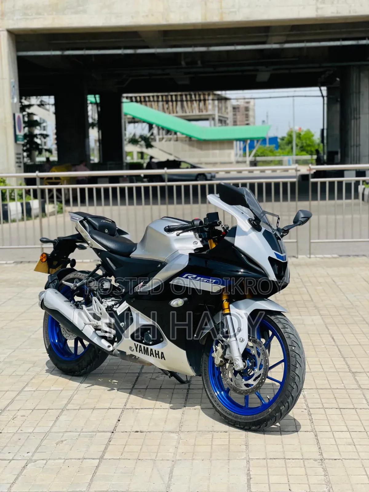 New Yamaha R15M 2025 Silver