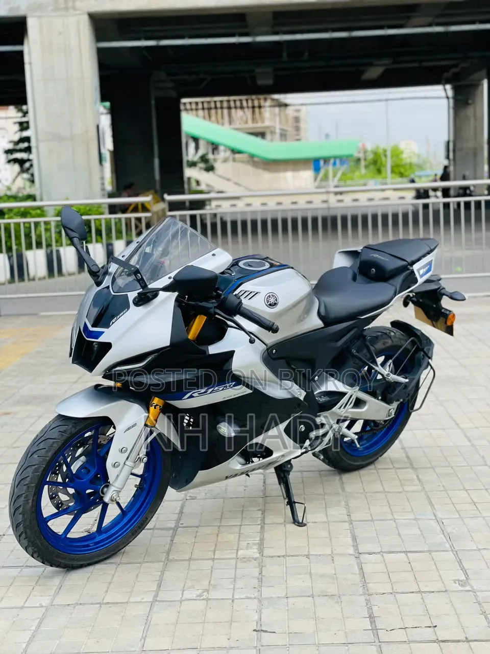 New Yamaha R15M 2025 Silver