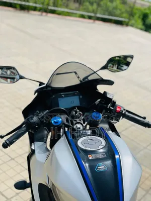 New Yamaha R15M 2025 Silver