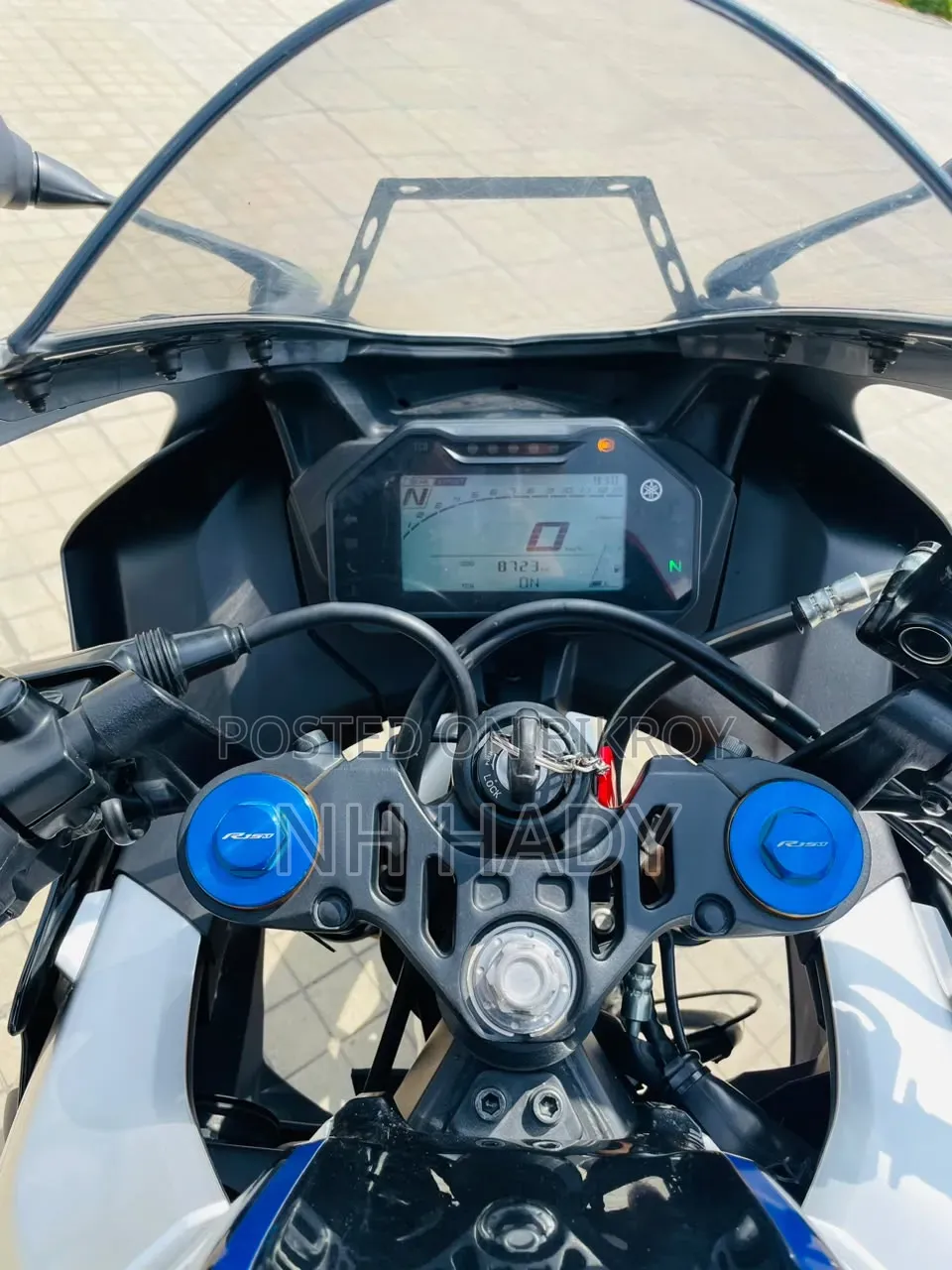 New Yamaha R15M 2025 Silver