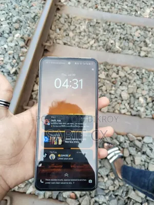নতুন Vivo Y19s ১২৮ জিবি হোয়াইট