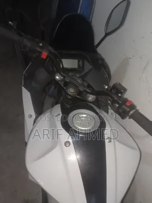 Suzuki Bike 2020 White