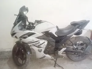 Suzuki Bike 2020 White