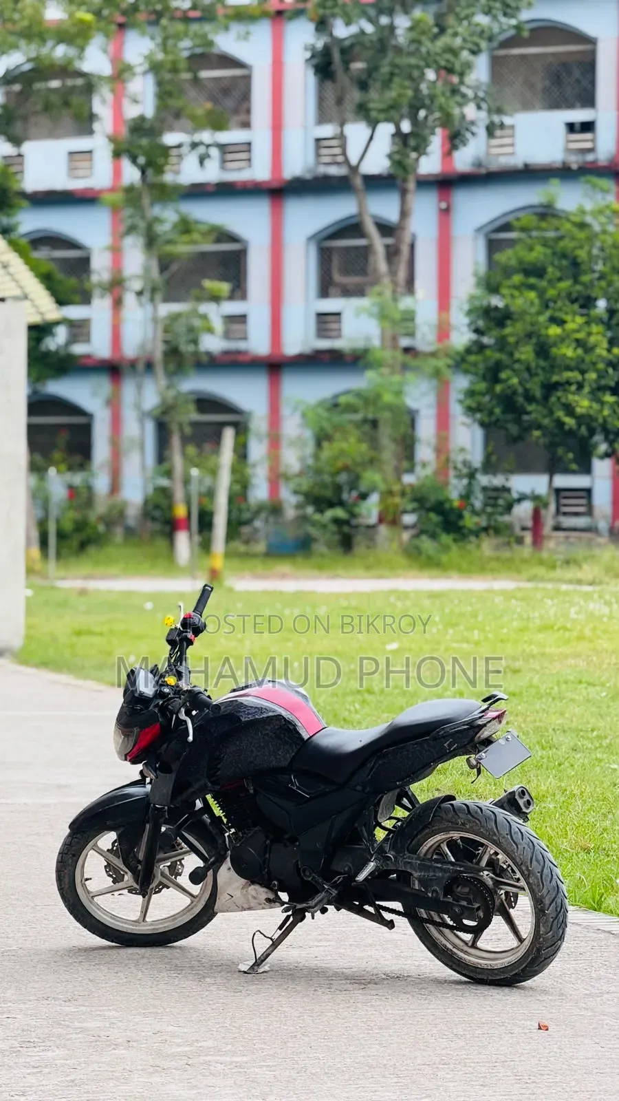 TVS Apache 160 4V 2023 Red