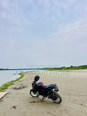 TVS Apache 160 4V 2023 Red