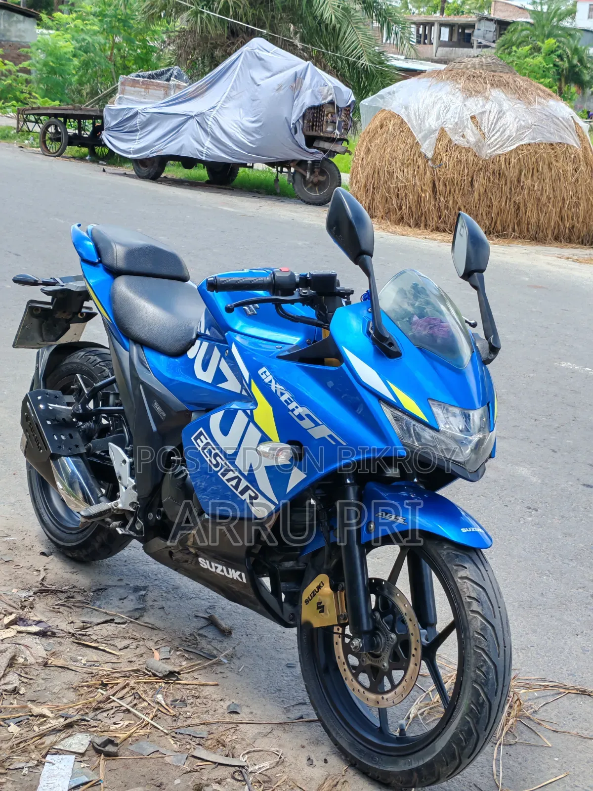 Suzuki Gixxer SF ২০২০ নীল