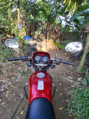 Hero HF Deluxe 2022 Red