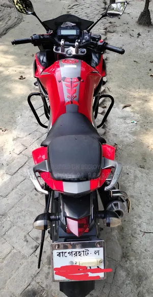 Yamaha Fazer FI V2 2020 Red