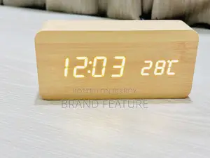 স্মার্ট Led কাঠের ঘড়ি —
