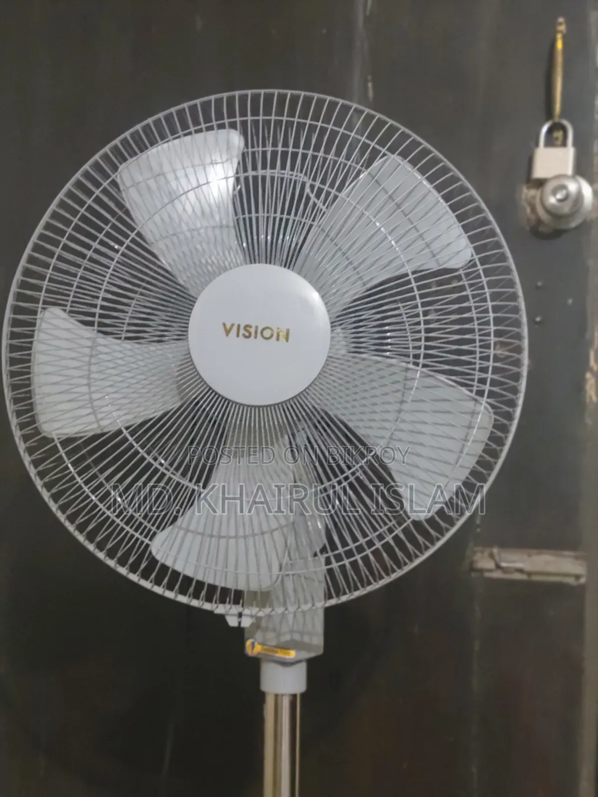 Vision Stand Fan 18"