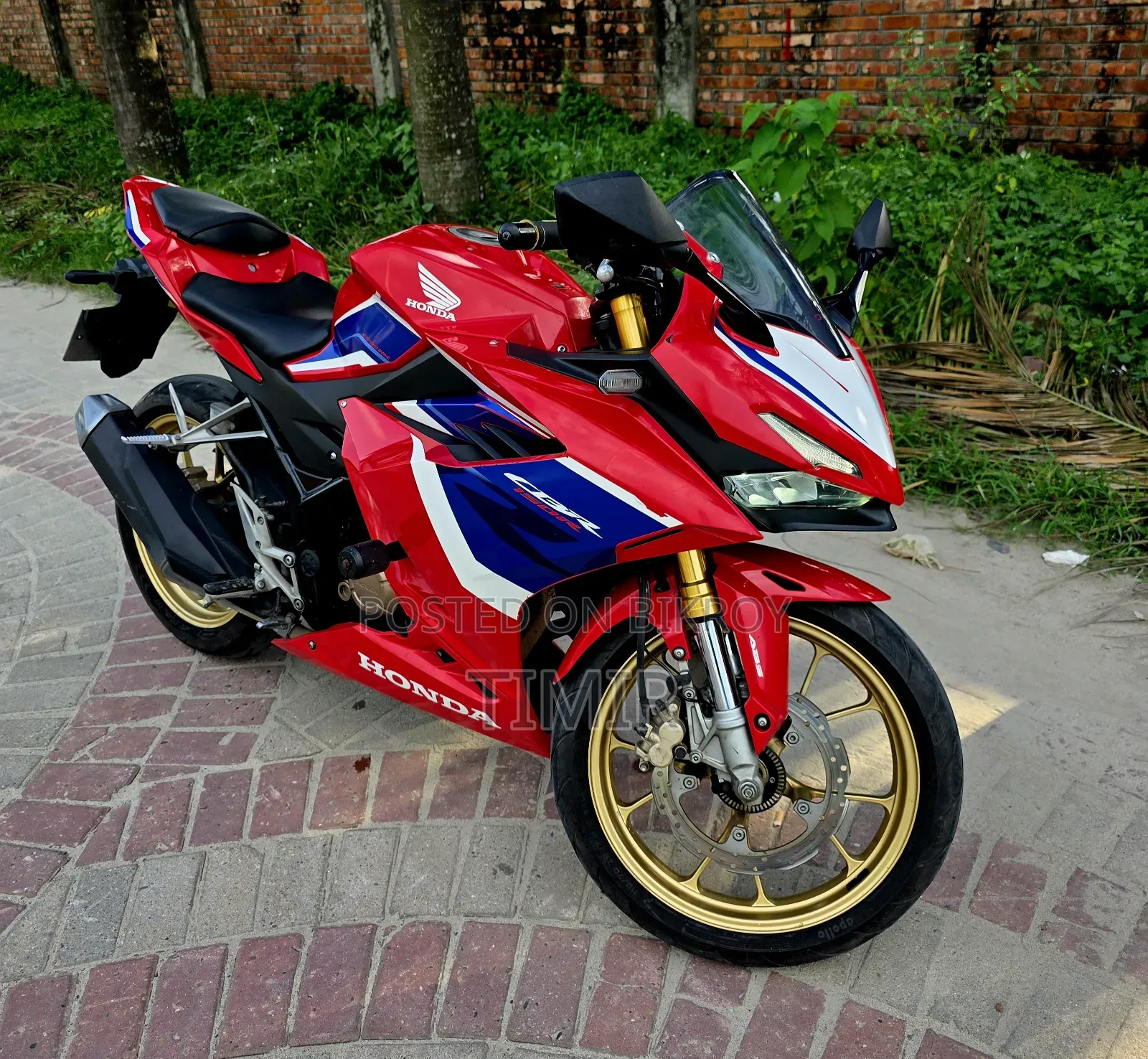 Honda CBR 2023 Red