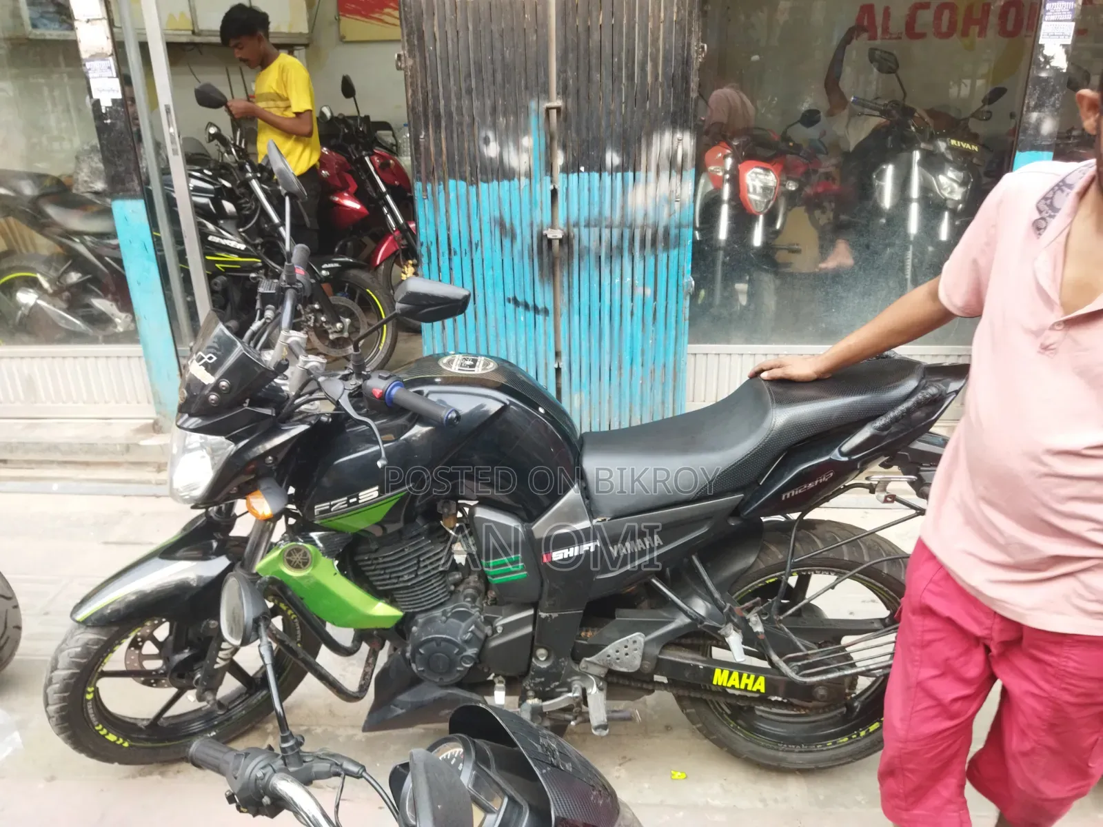 যামাহা এফজেড ২০১০ কালো