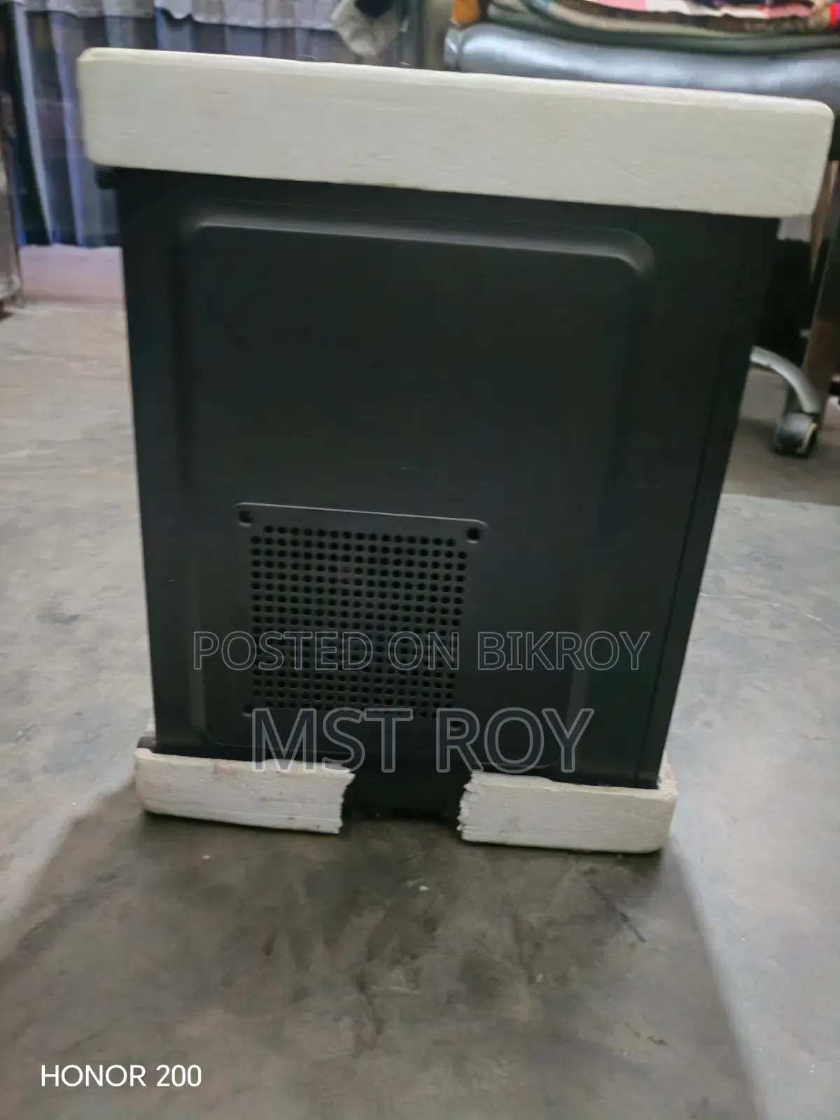 Desktop Computer Gigabyte 8GB Intel Core I5 HDD+SSD 500GB