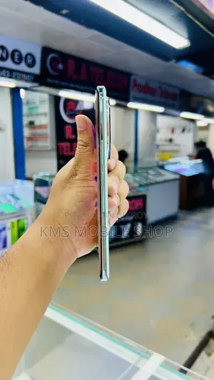 অনার ২০০ প্রো ৫১২ জিবি