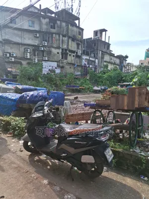 চট্টগ্রামের জিইসির মোড়ে ২০ কাঠা জমি বিক্রি হবে