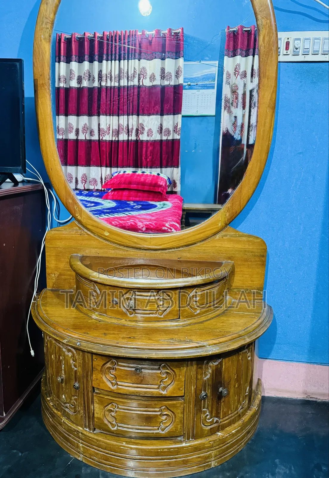 ড্রেসিং টেবিল বিক্রির জন্য