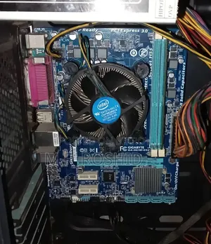 Desktop Computer Gigabyte 4GB Intel Core I3 SSD 128GB