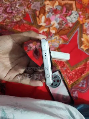 শাওমি ১৩ আল্ট্রা ২৫৬ জিবি হোয়াইট