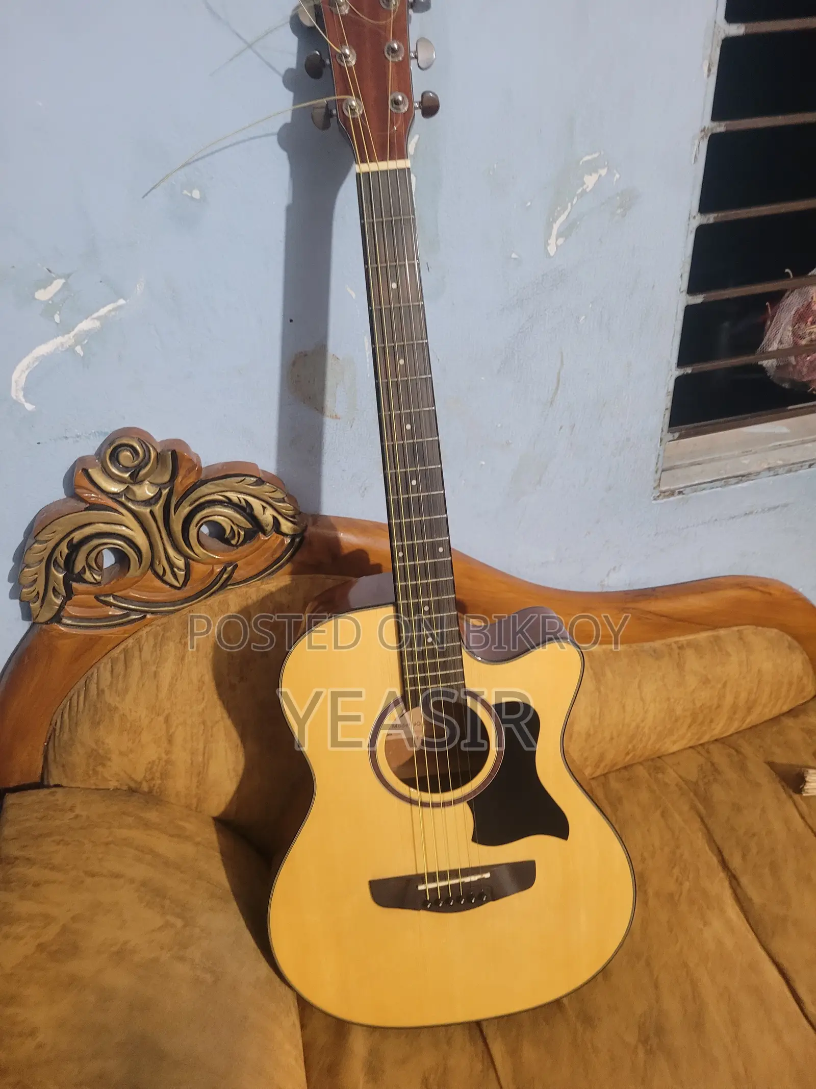 Deviser Original Guitar