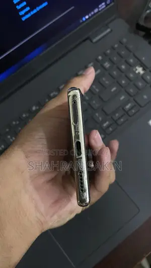 টেকনো স্পার্ক ২০ প্রো প্লাস ২৫৬ জিবি হোয়াইট