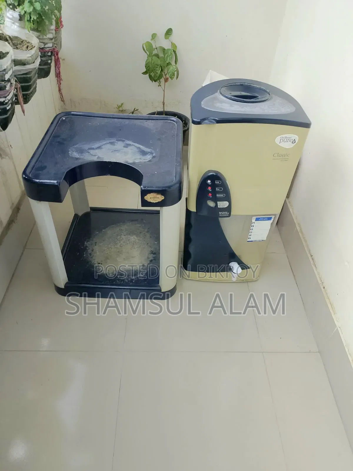পিউরেট পানির পিল্ডার এবং স্টান্ট