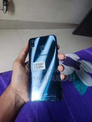 স্যামসাং গ্যালাক্সি এ৩০ ৬৪ জিবি ব্ল্যাক