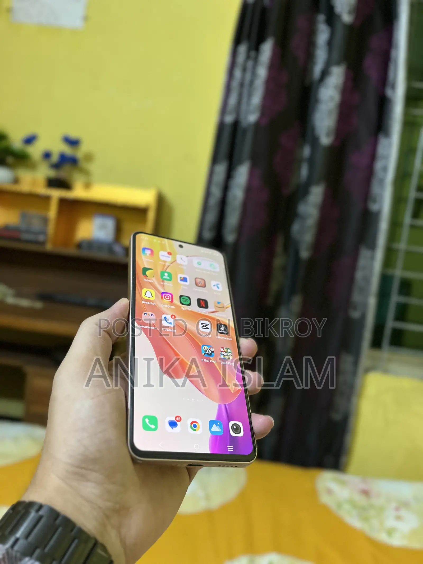 Vivo Y200 128 GB Gold
