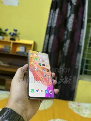 Vivo Y200 128 GB Gold
