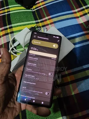 EL 8 GB White