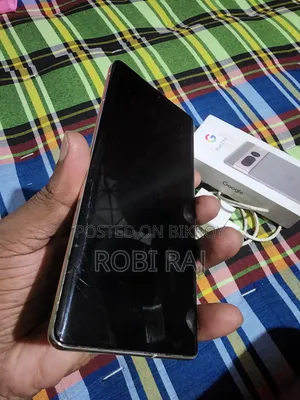 EL 8 GB White