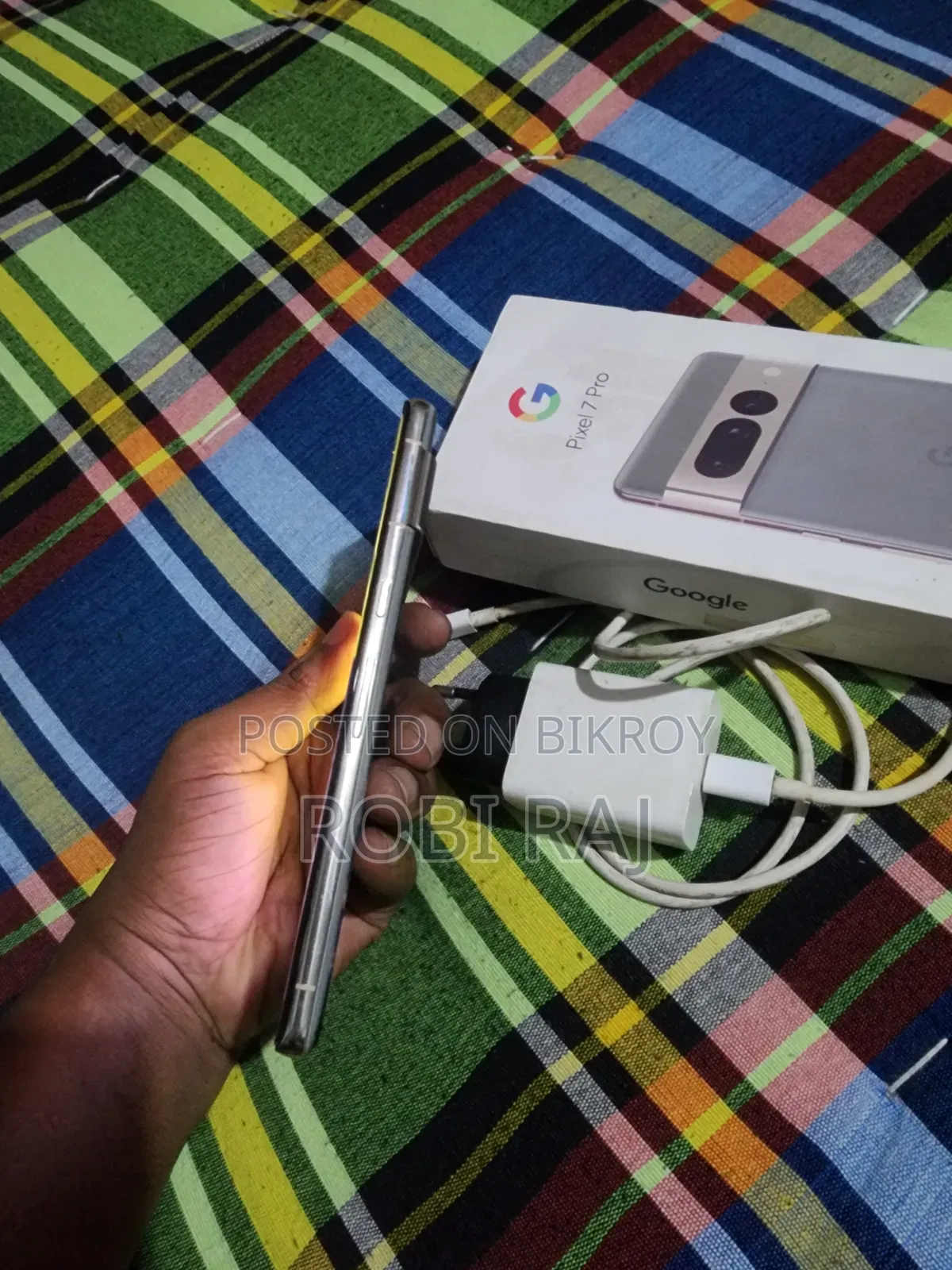 EL 8 GB White
