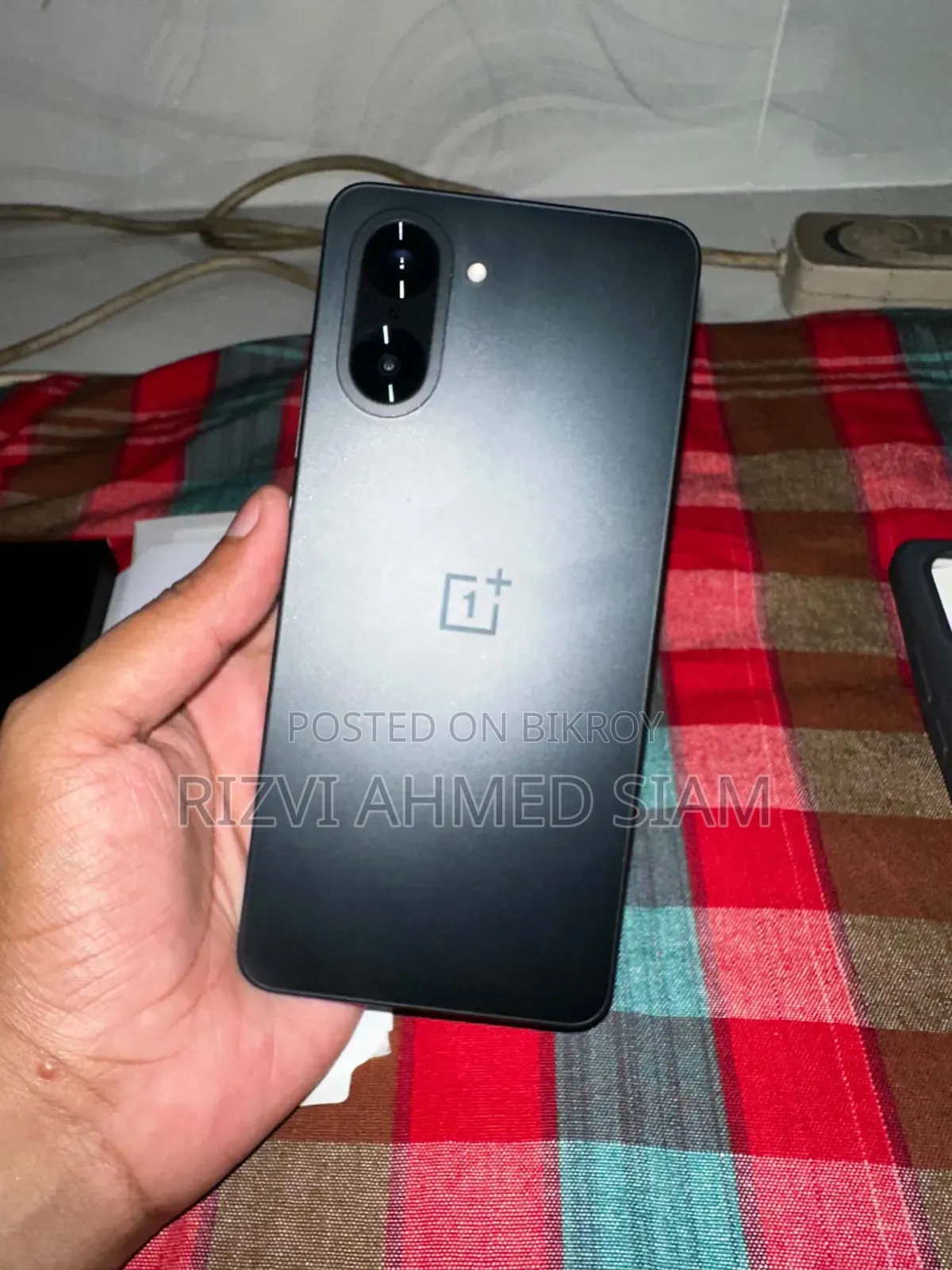 ওয়ানপ্লাস নর্ড সিই ফাইভি জি ২৫৬ জিবি ব্ল্যাক