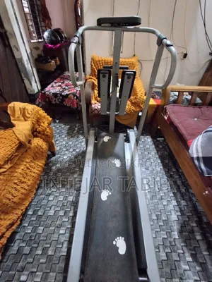 Treadmill (Analog)