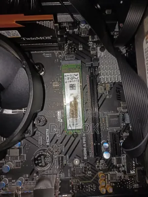 M.2 NVMe SSD 256 GB