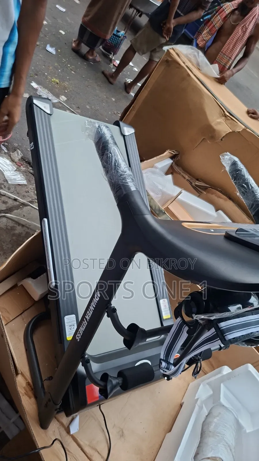Treadmill AC Motor 3.5 HP User 140 kg Machine Body Weight 75 kg