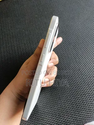 নিউ স্যামসাং গ্যালাক্সি এ৩৬ ১২৮ জিবি হোয়াইট