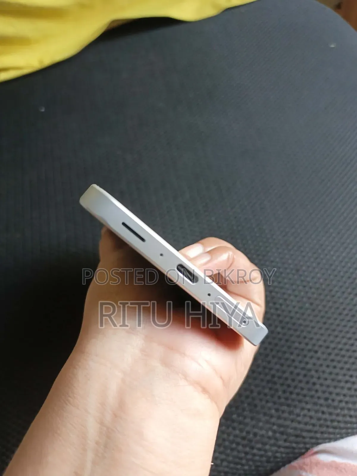 নিউ স্যামসাং গ্যালাক্সি এ৩৬ ১২৮ জিবি হোয়াইট