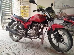 Runner 2014 Red