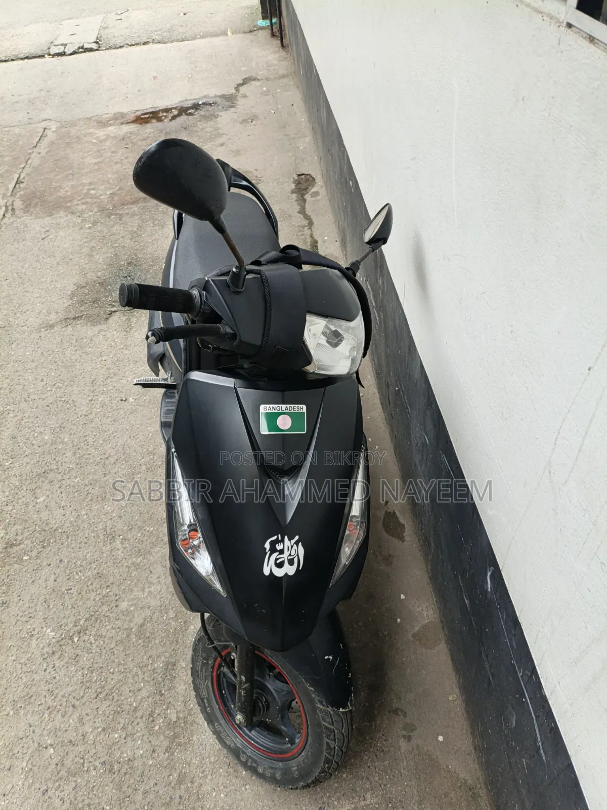 রানার স্কুটি-১১০ ২০২৩ কালো