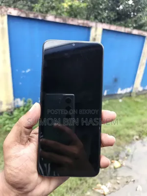 Realme V30 128 GB Black