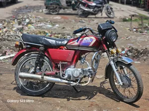 Dayang DY100T-8M 2000 Red
