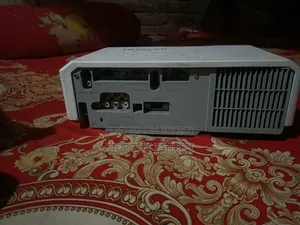 Hitachi Projector